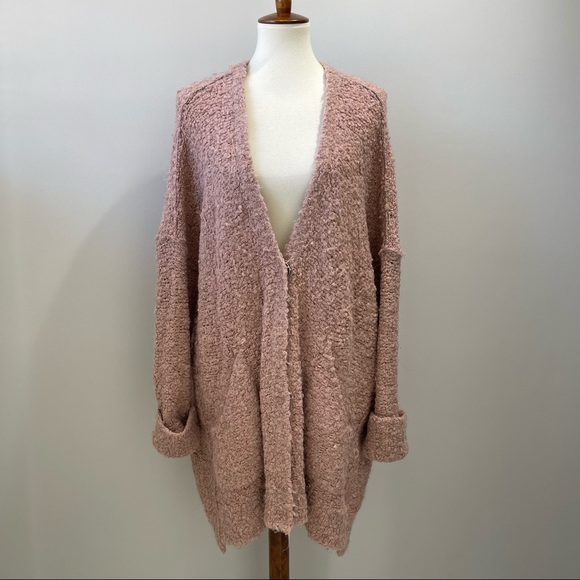 Free People Sweaters - SOLD Free People Boucle Slouch Cardi on Pink Dust Size Medium